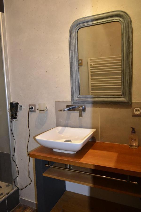 Belle Chambre D'Hote Pour 2 A 4 Personnes Apartment Chef-Boutonne Exterior photo